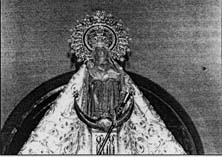 Foto de la Virgen con el bastón de Alcaldesa